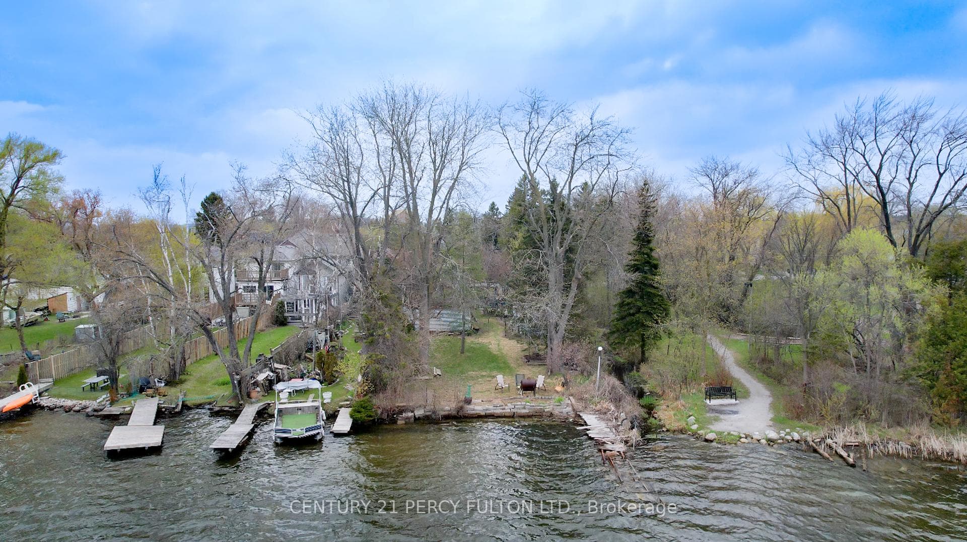 595 North Lake Road photo 17