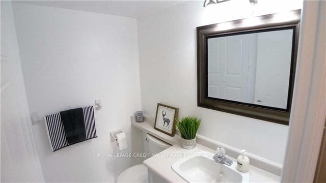 1270 Maple Crossing Boulevard Unit 704 photo 23