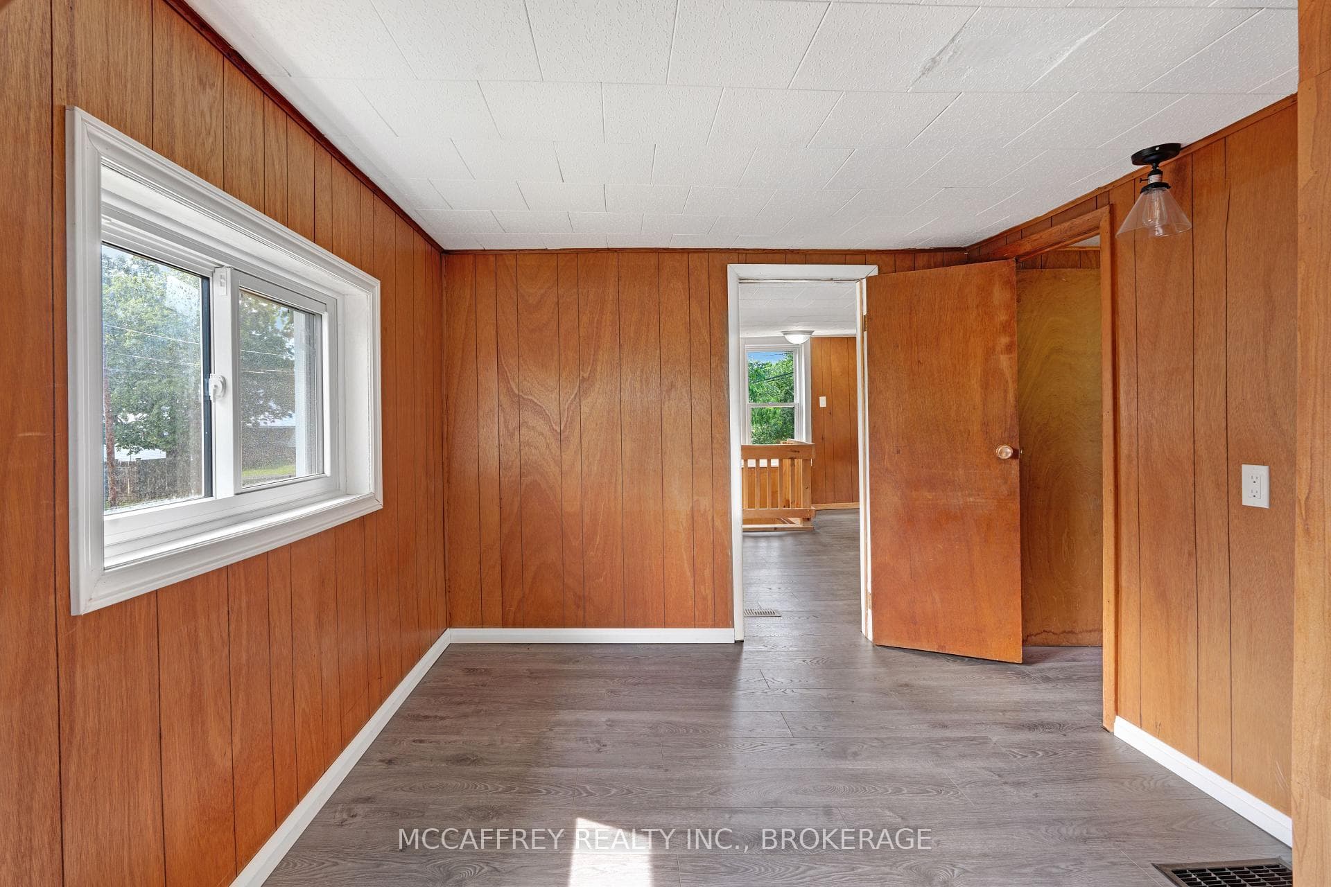 333 Burridge Road photo 24