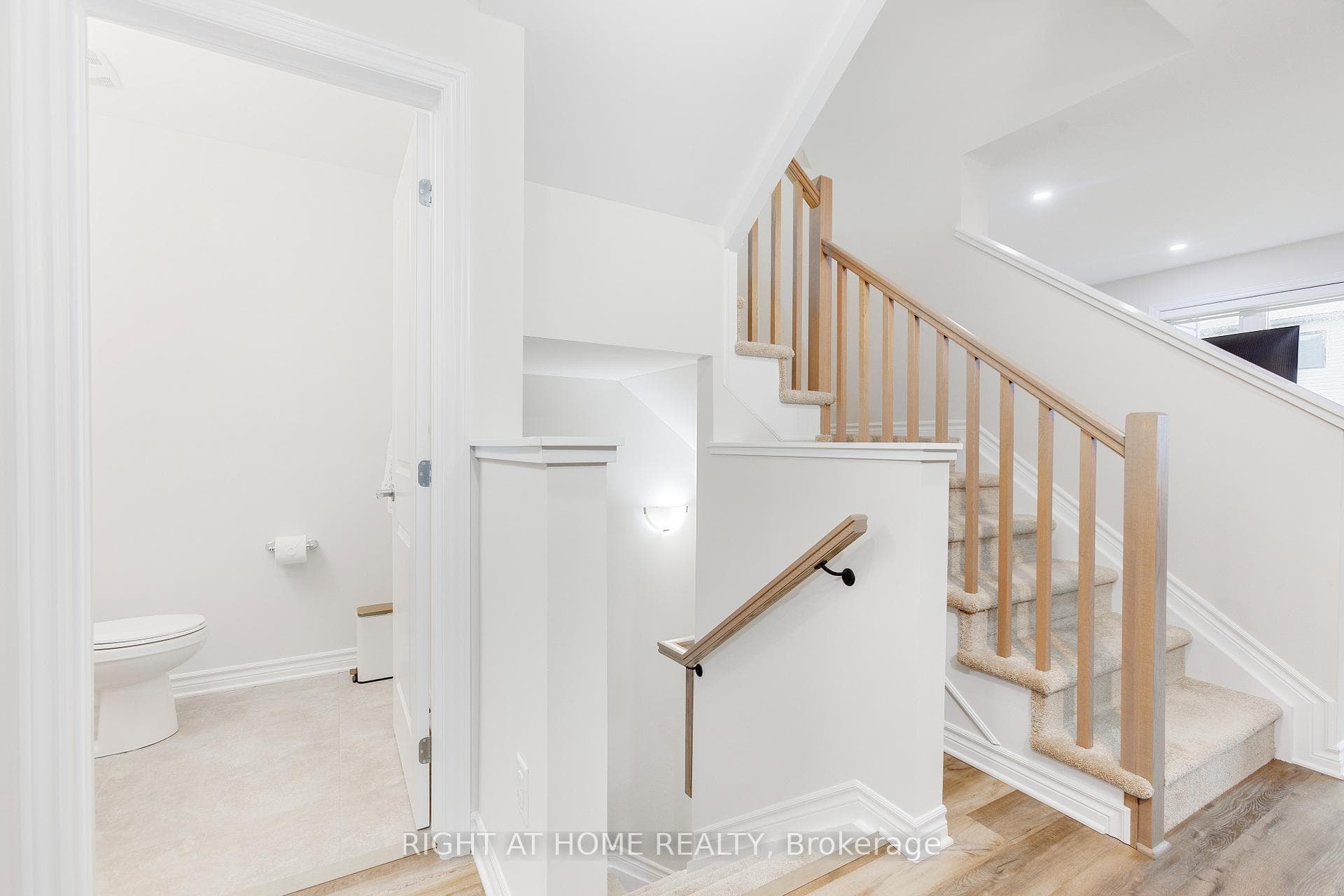 65 Esban Drive photo 17