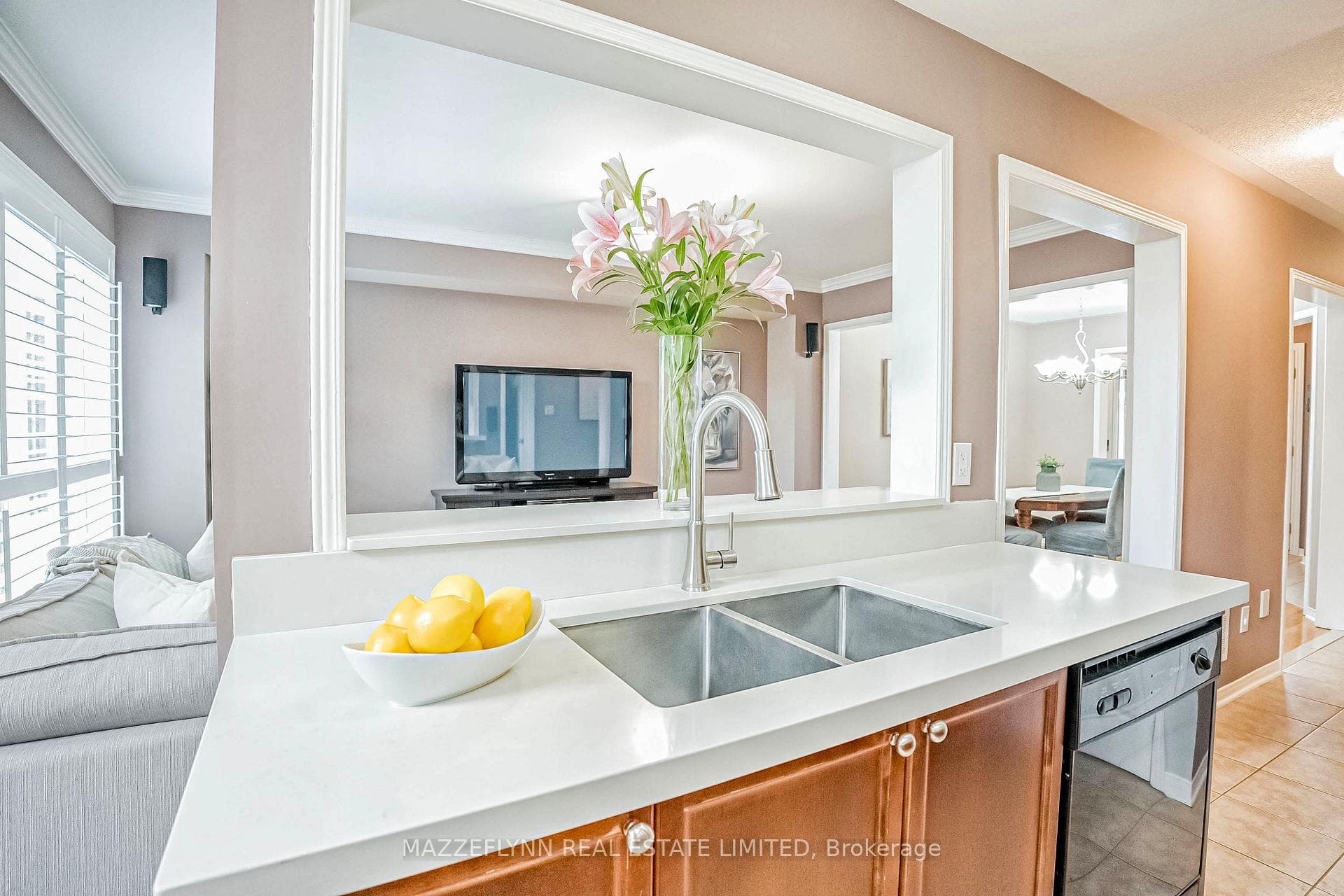 80 Snowberry Crescent photo 16
