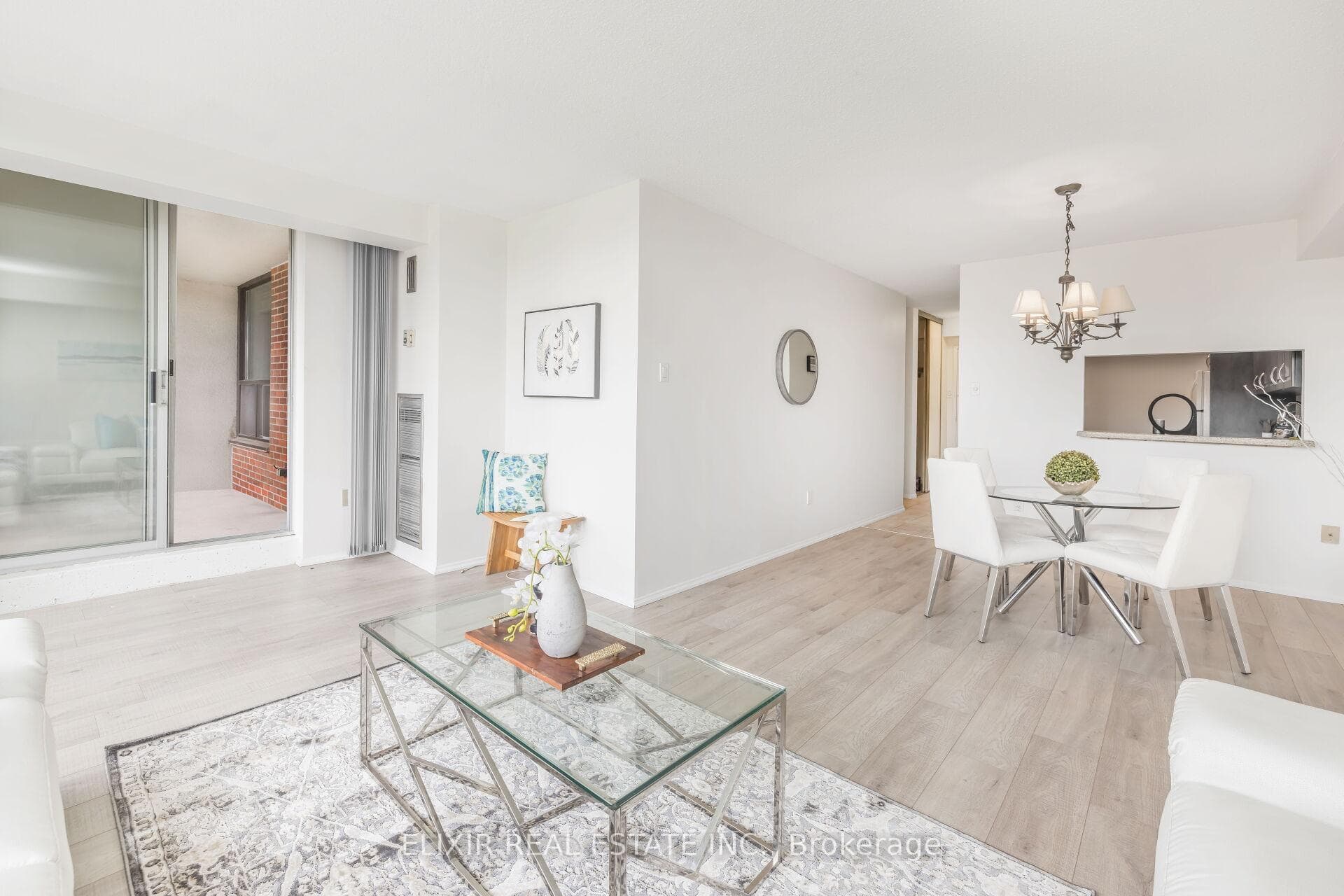 2365 Kennedy Road Unit 402 photo 16