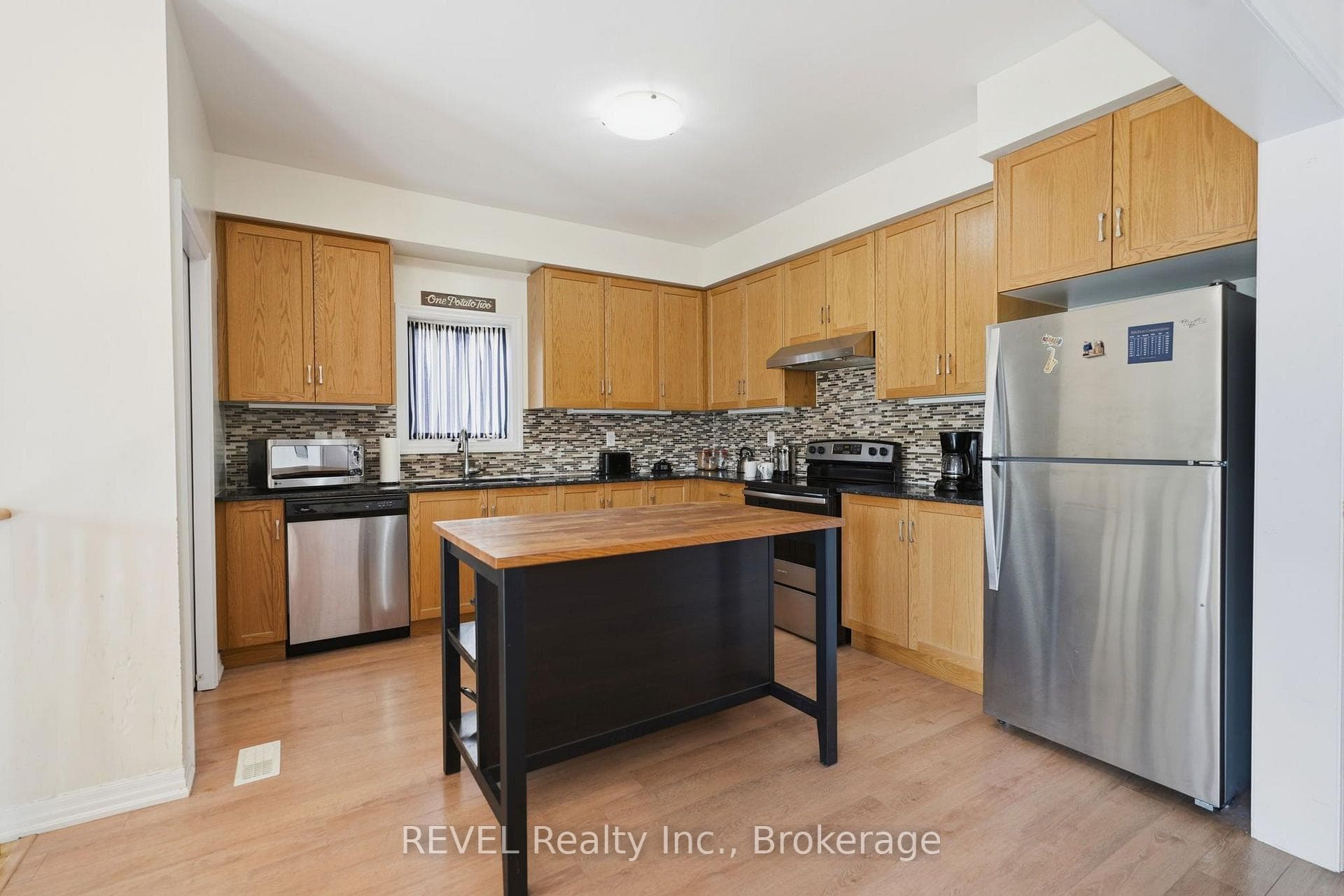 48 Cannery Drive photo 7
