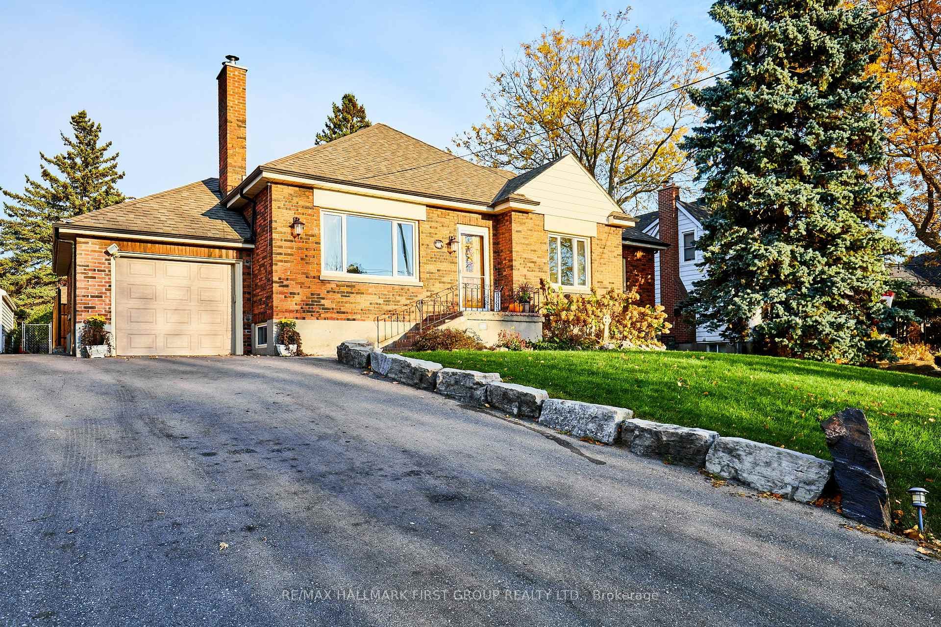 91 Riverside Drive photo 1