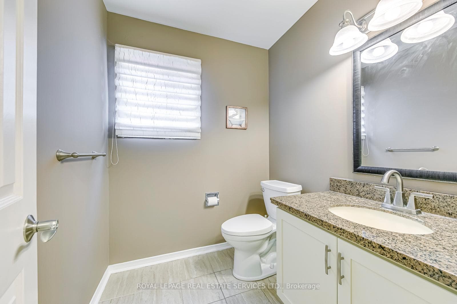 3544 Wass Crescent photo 18