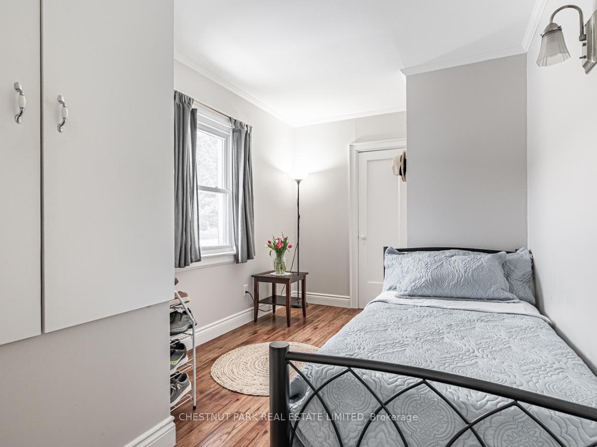 207 Pellatt Avenue photo 8