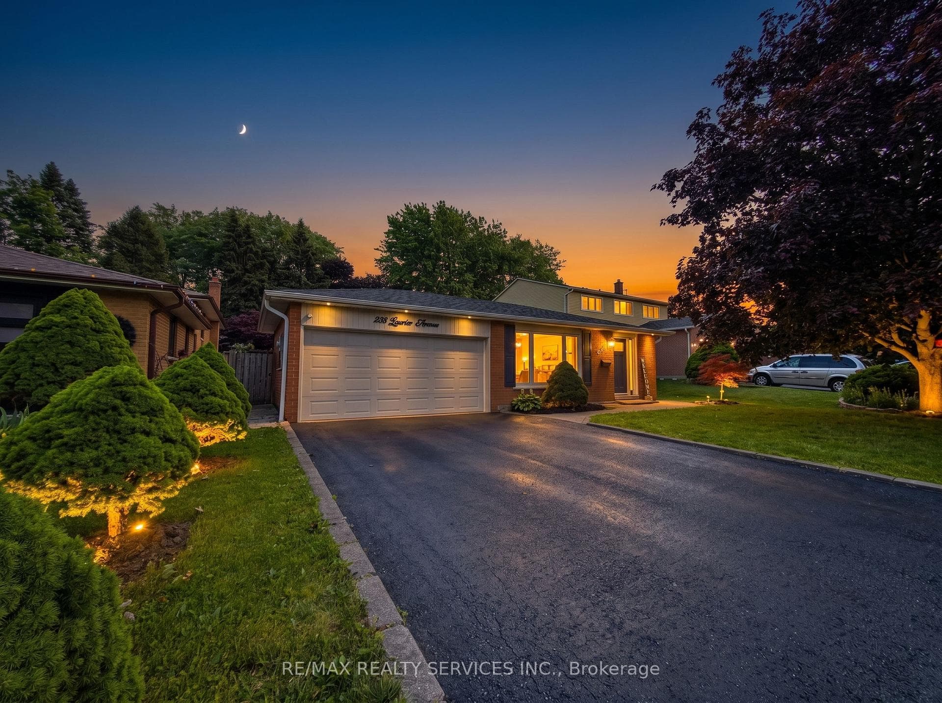 238 Laurier Avenue photo 32