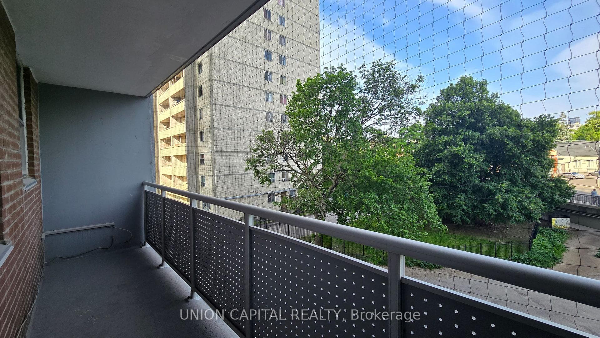 230 Oak Street Unit 309 photo 10