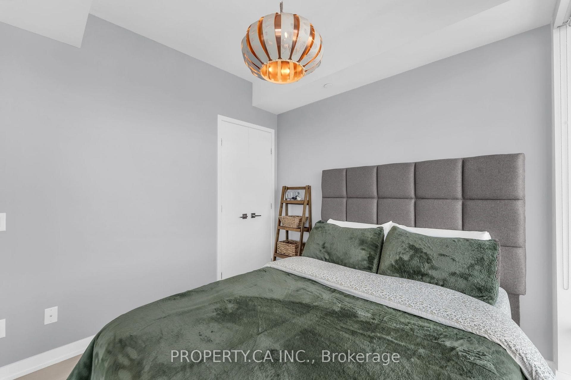 488 University Avenue Unit 3002 photo 14