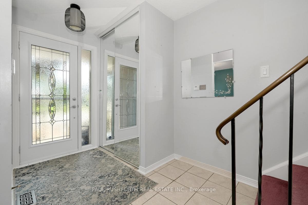 Entry way