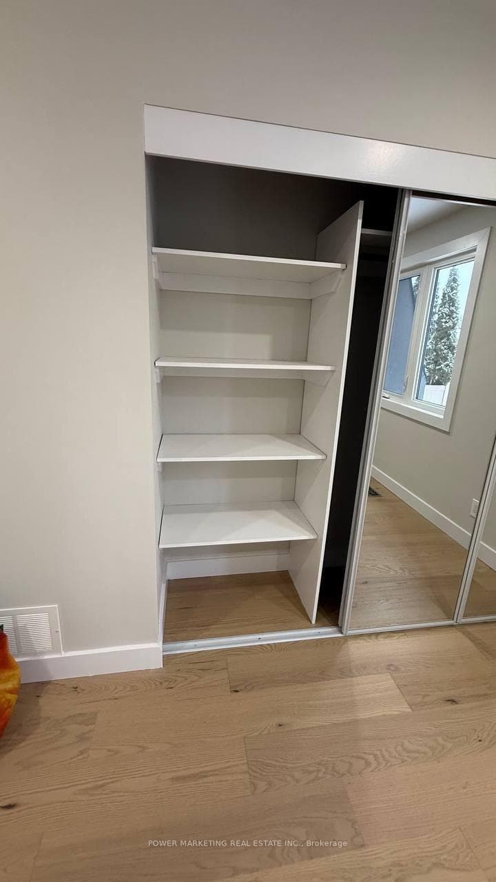 1052 CADBORO Road Unit A photo 12