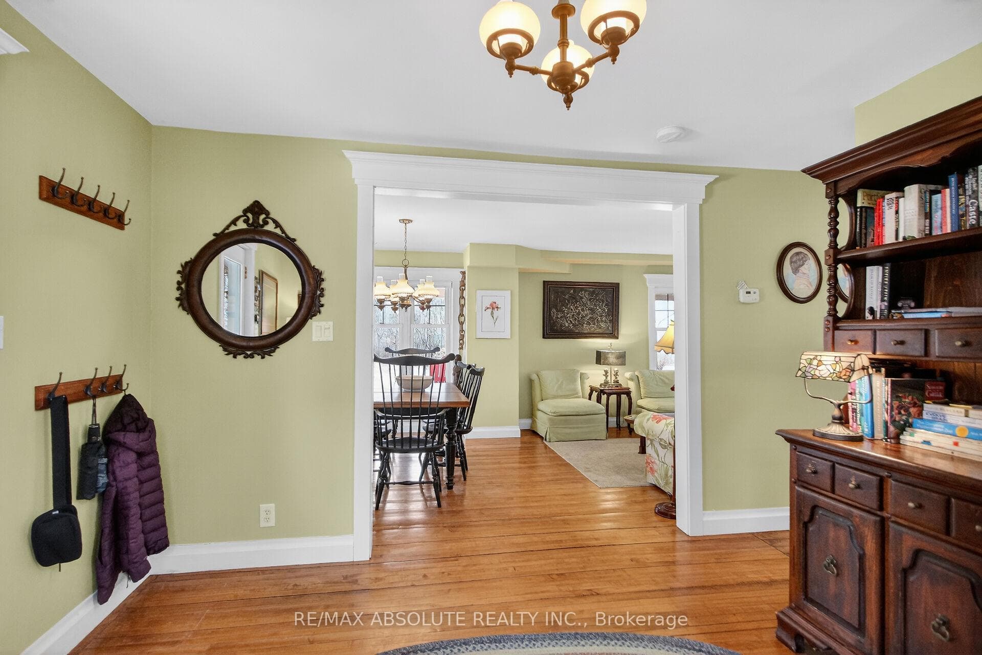 689 Rideau River Road photo 25