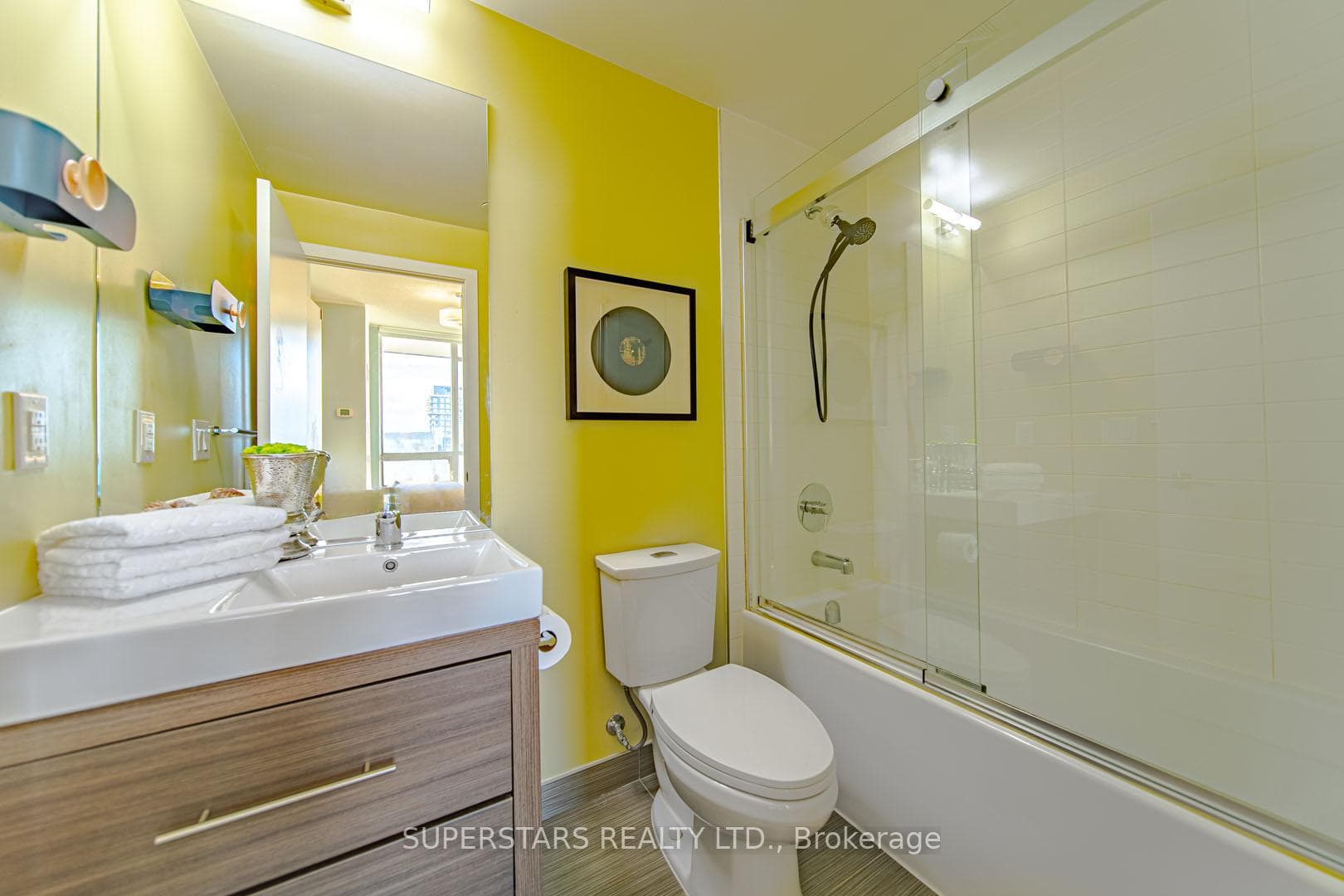 66 Forest Manor Road Unit 2412 photo 27