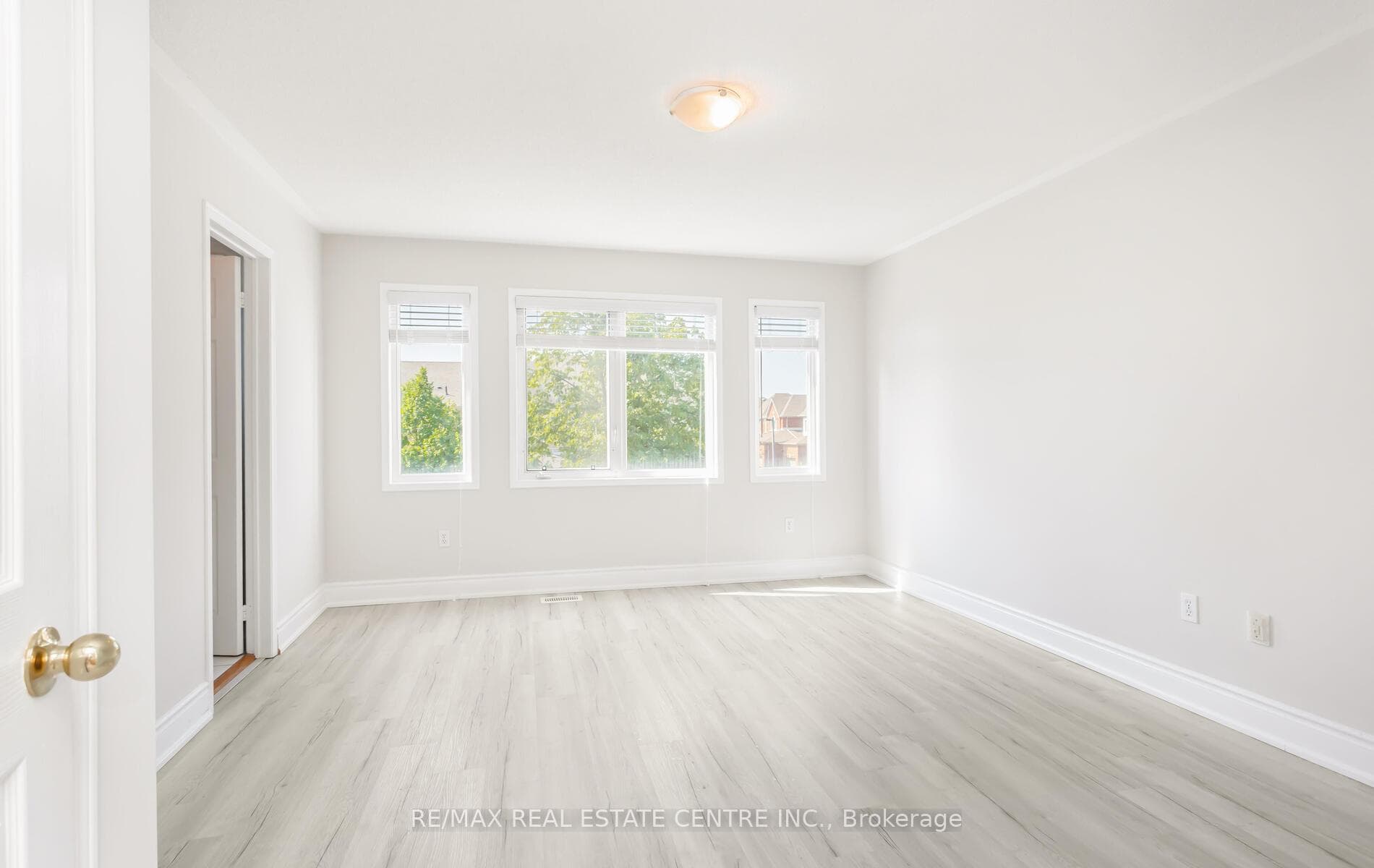 5230 Glen Erin Drive Unit 64 photo 20