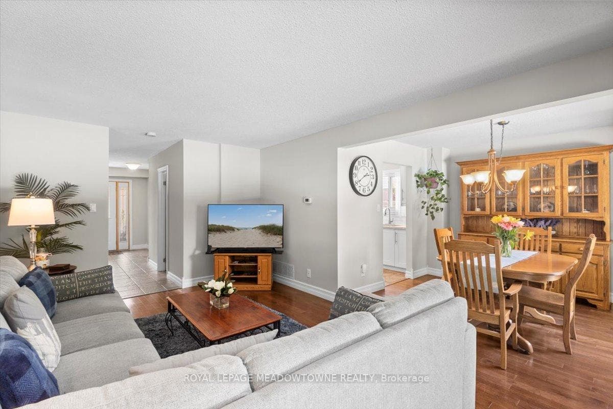 6286 Kindree Circle photo 15