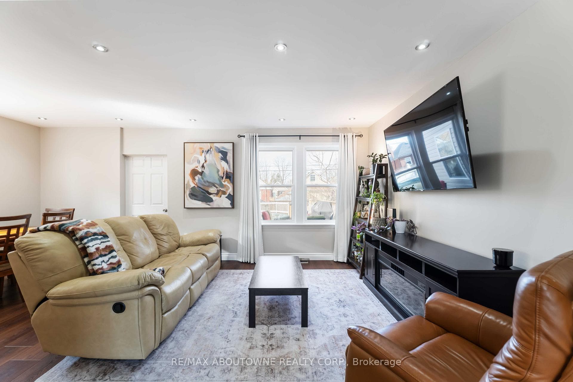54 Weir Street photo 9