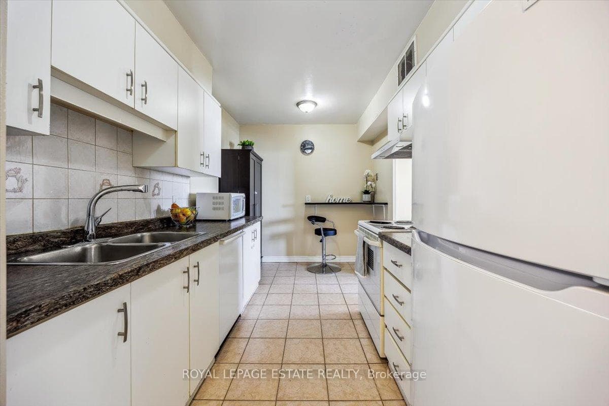 2835 Islington Avenue Unit 508 photo 3