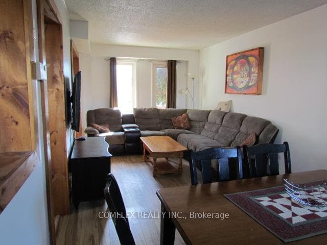 12 Flaxman Avenue photo 5