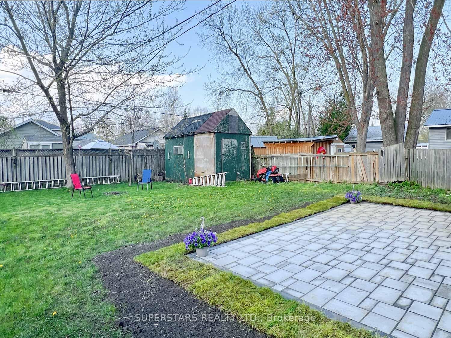 358 Hollywood Drive photo 29