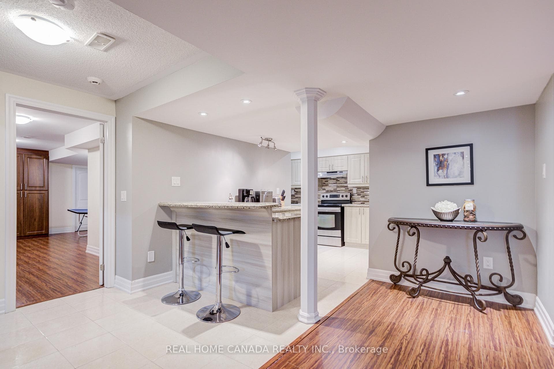 617 Wettlaufer Terrace photo 38