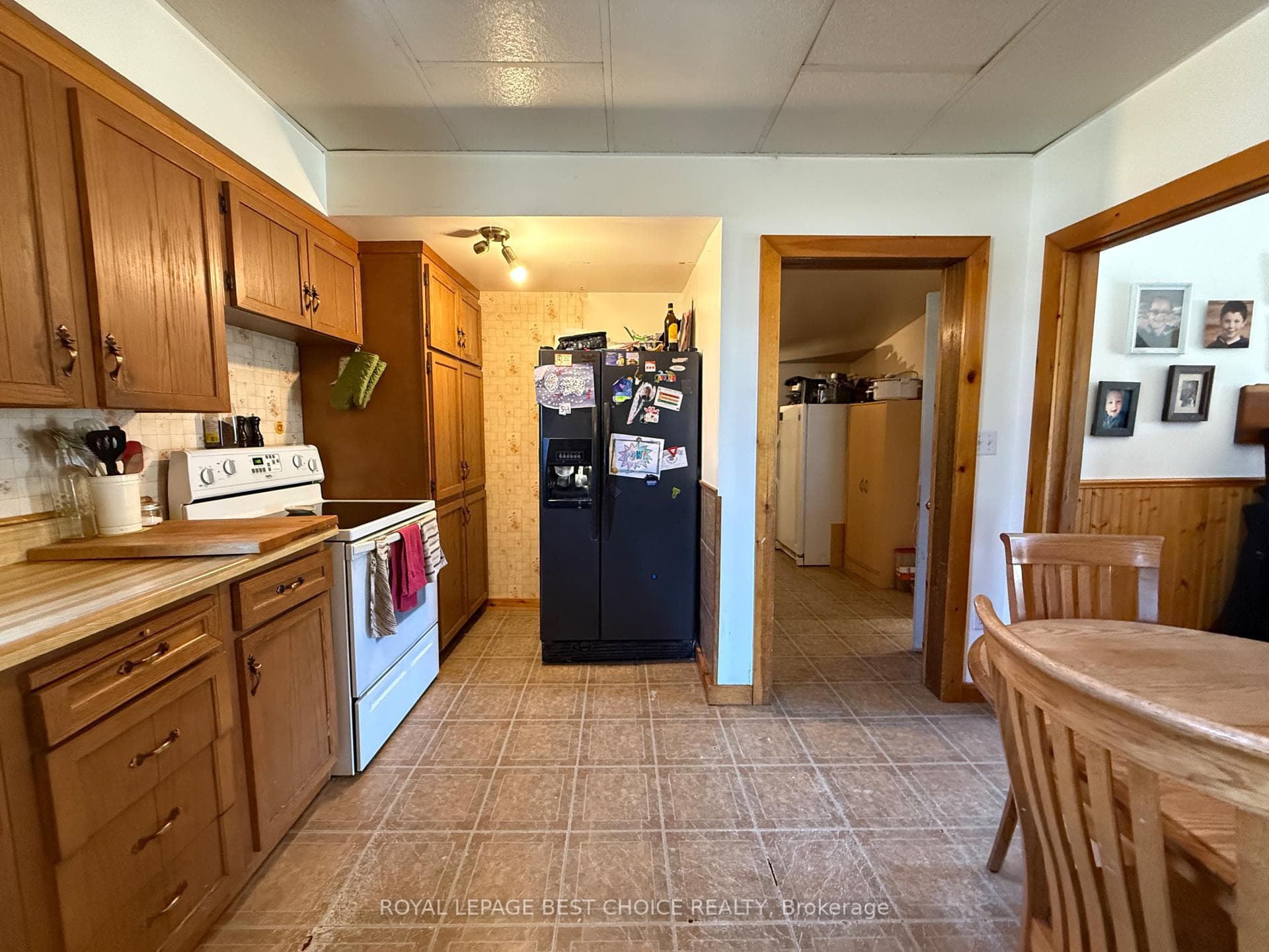 21 7th Avenue photo 15