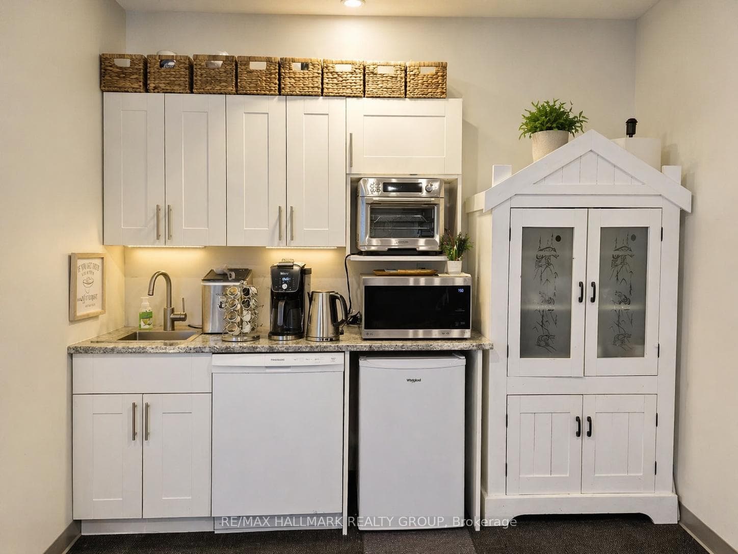 Kitchenette