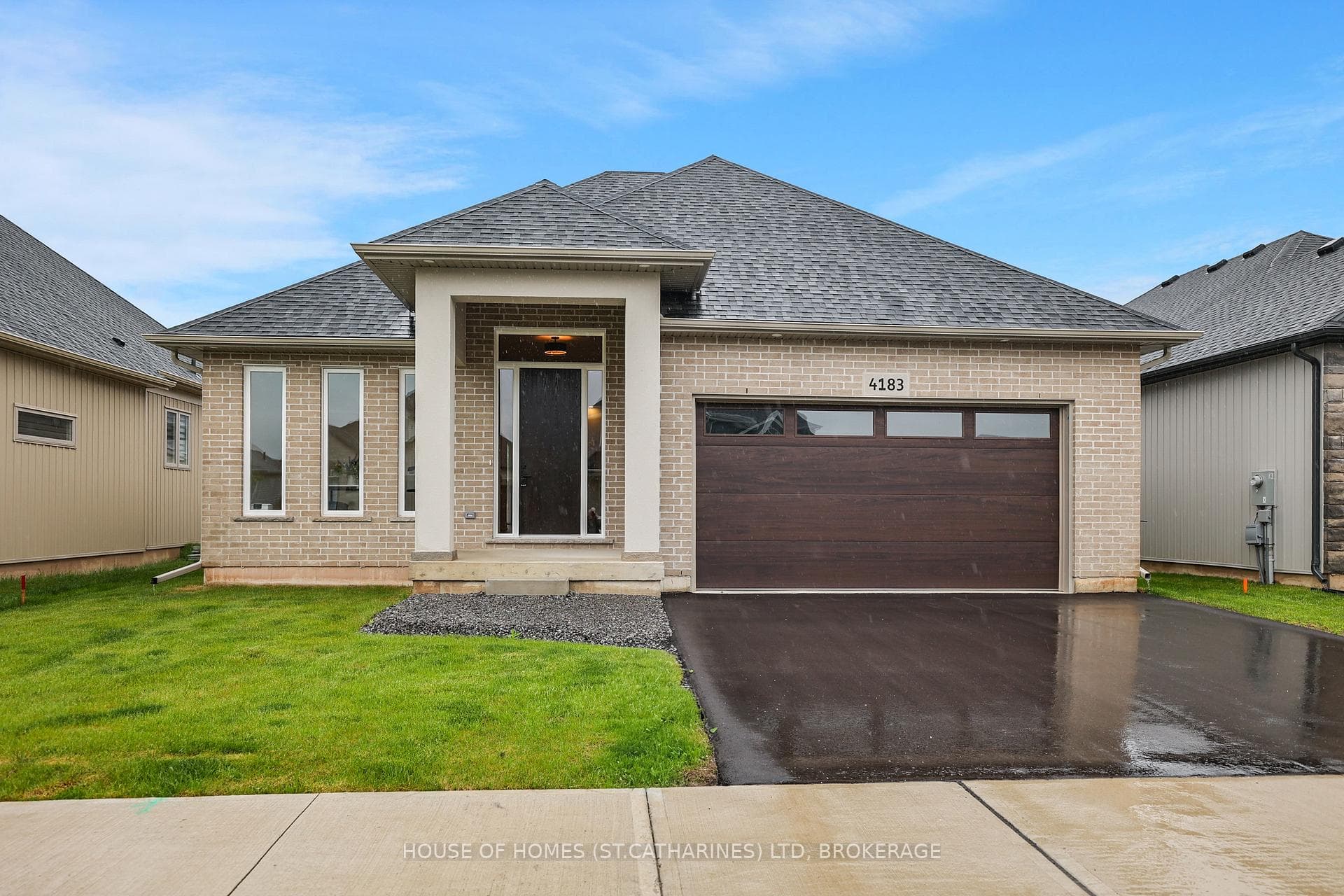 4183 Village Creek Drive photo 1