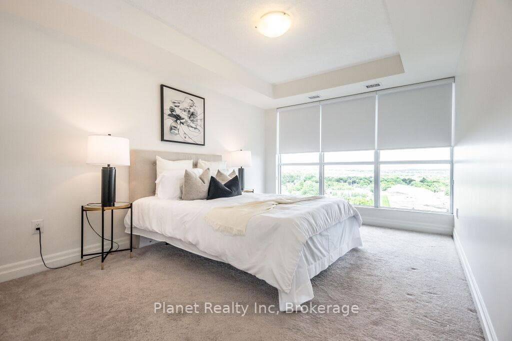150 Wellington Street Unit 1304 photo 12