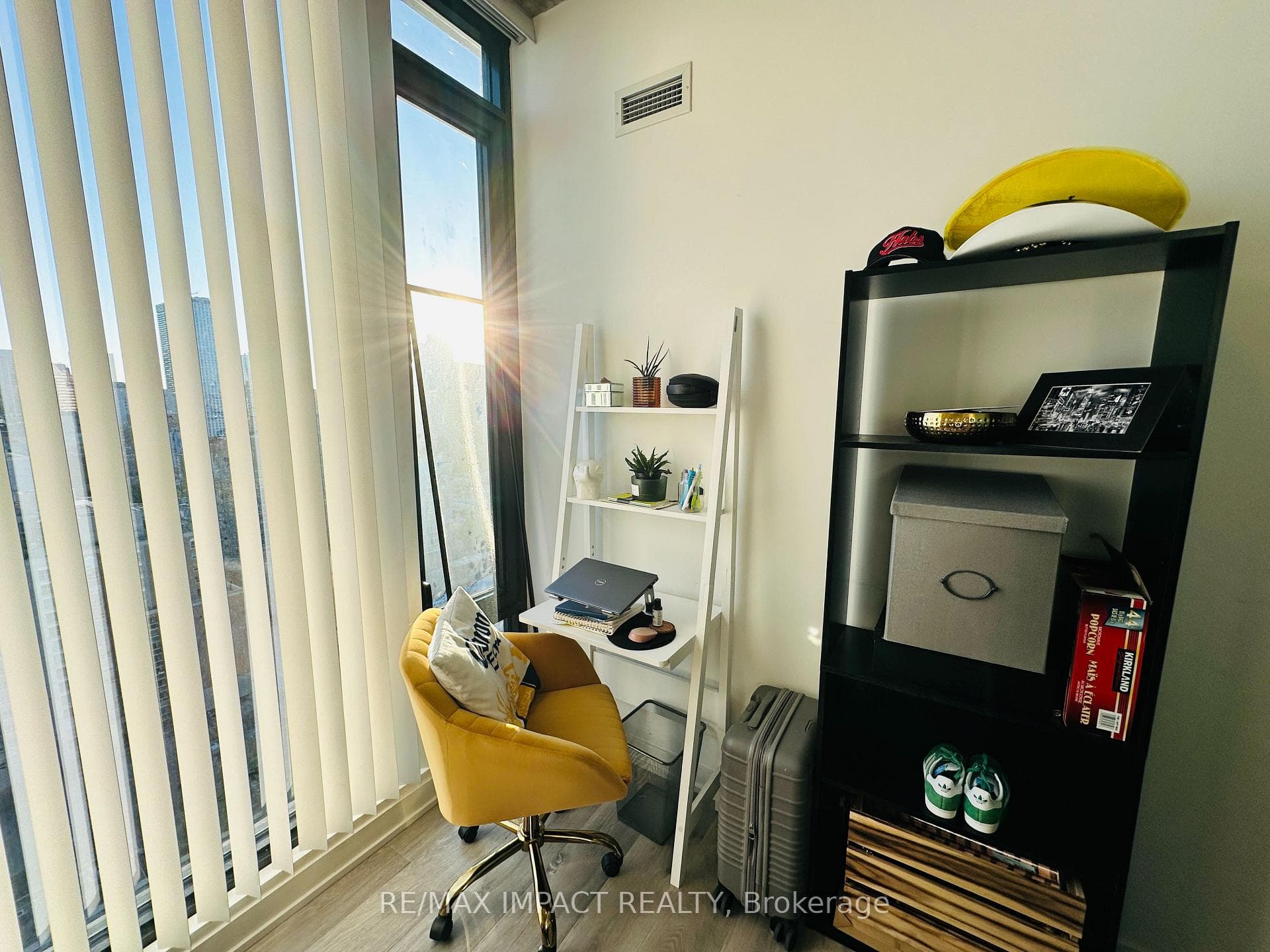 55 Ontario Street Unit 2209 photo 18
