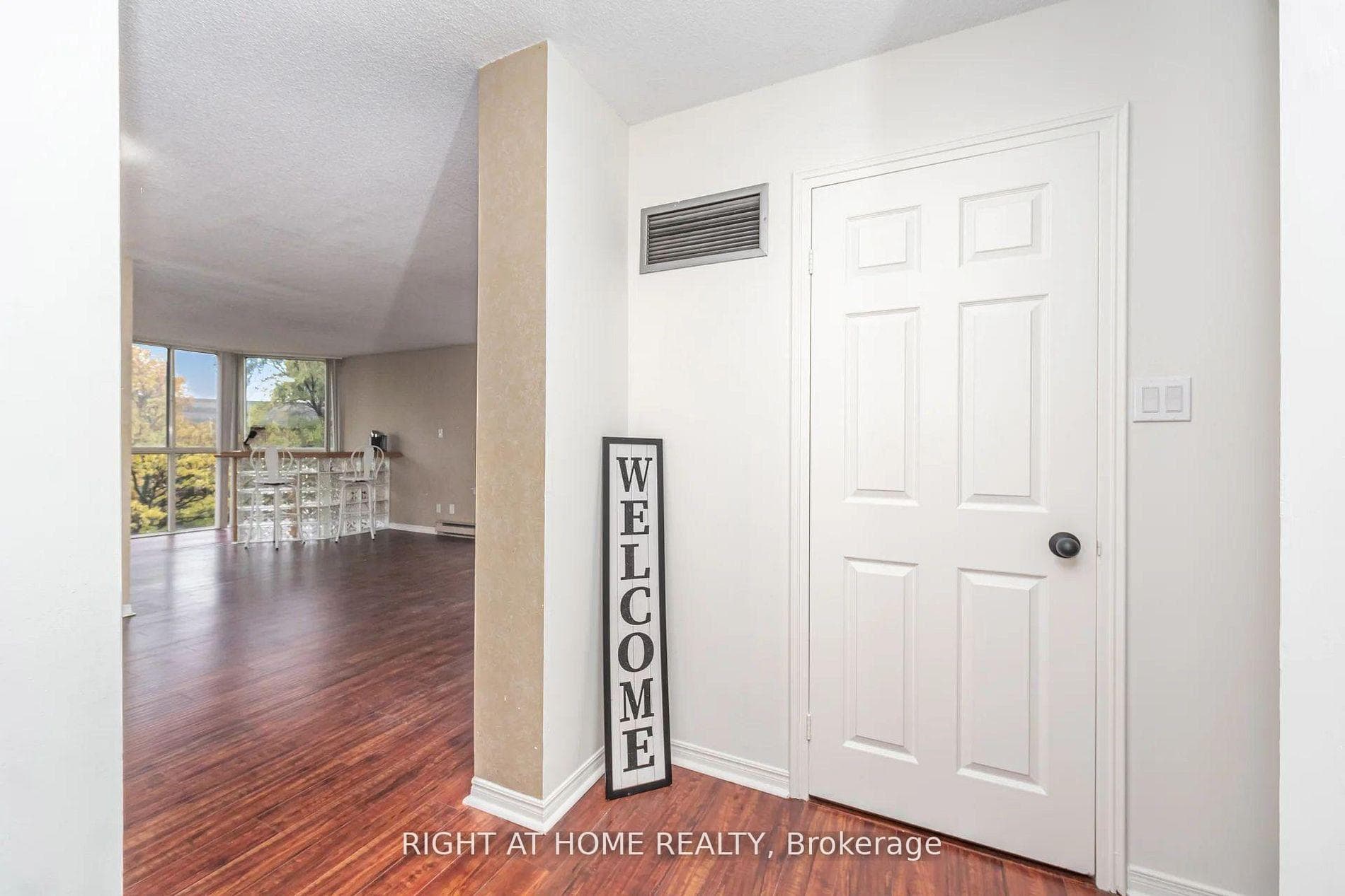 1360 Rathburn Road Unit 208 photo 9