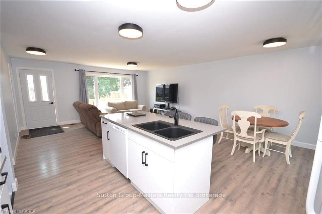 1038 WOODBINE Road photo 9