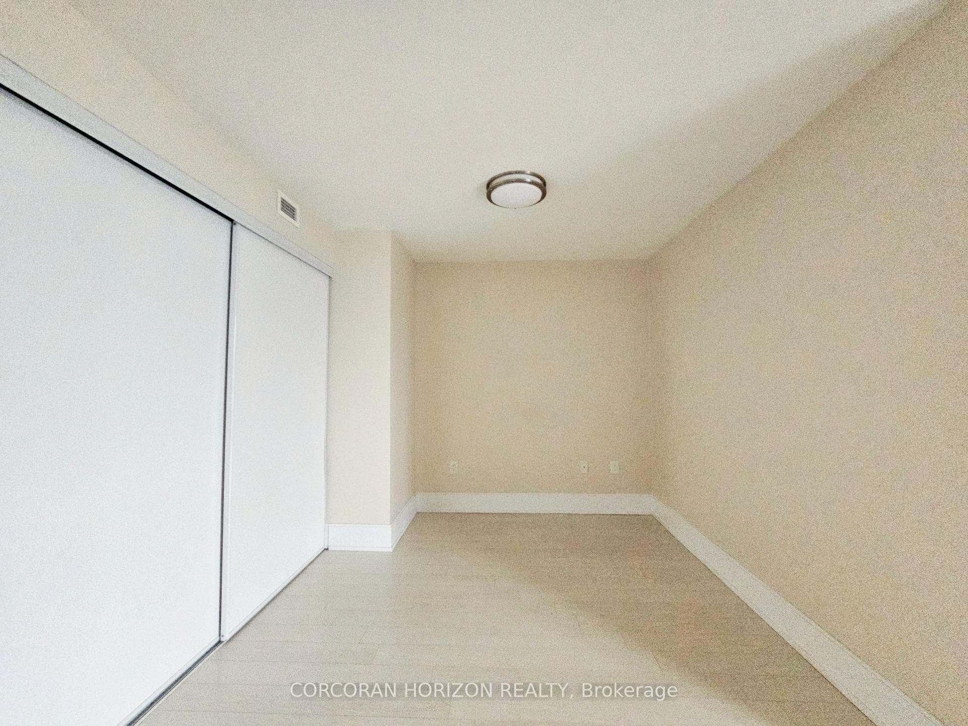 560 Front Street Unit 1027 photo 5