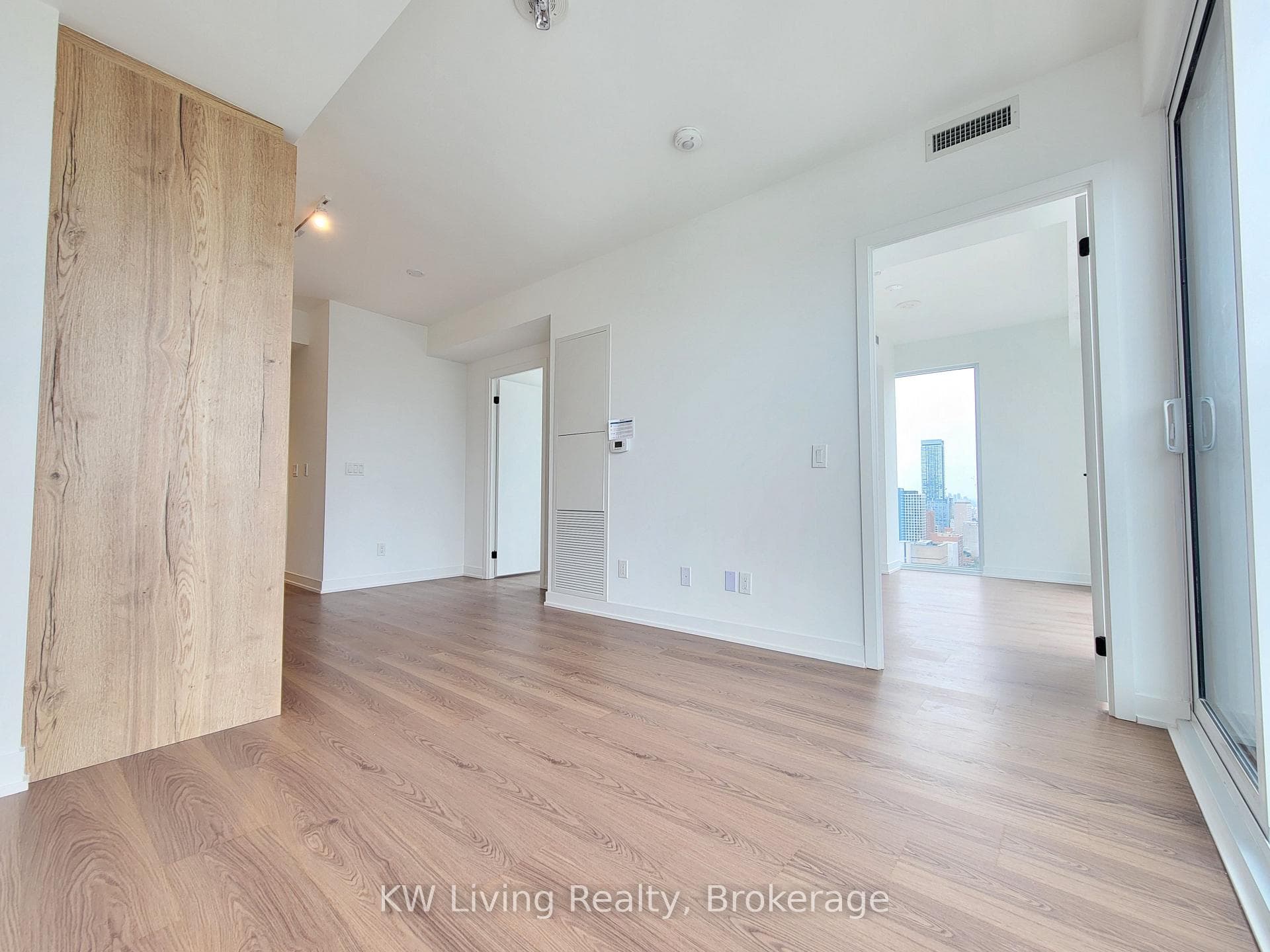 319 Jarvis Street Unit 3306 photo 12