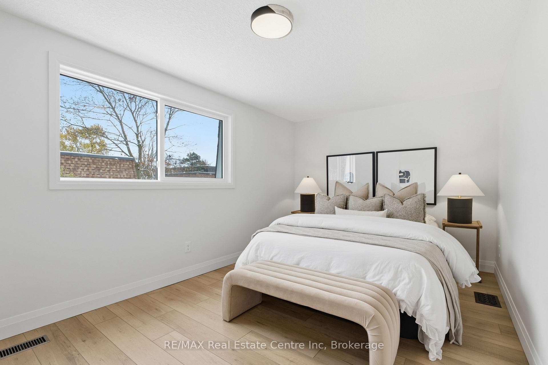 383 Edinburgh Road Unit 1 photo 21