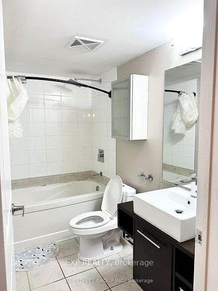 190 Borough Drive Unit 3303 photo 9