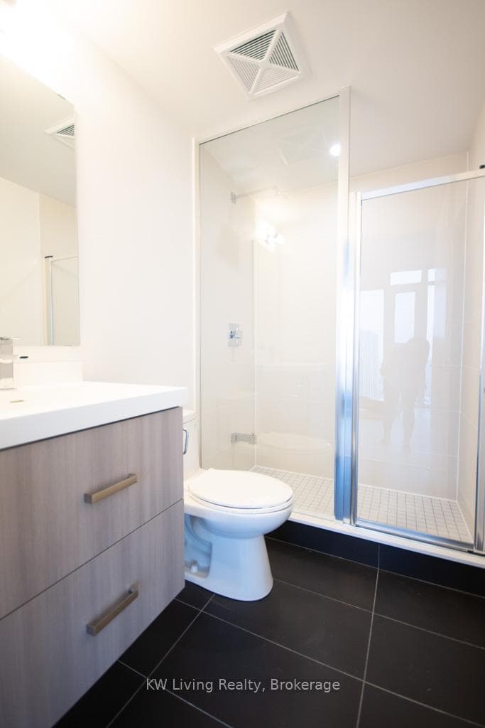 50 Wellesley Street Unit 3304 photo 5