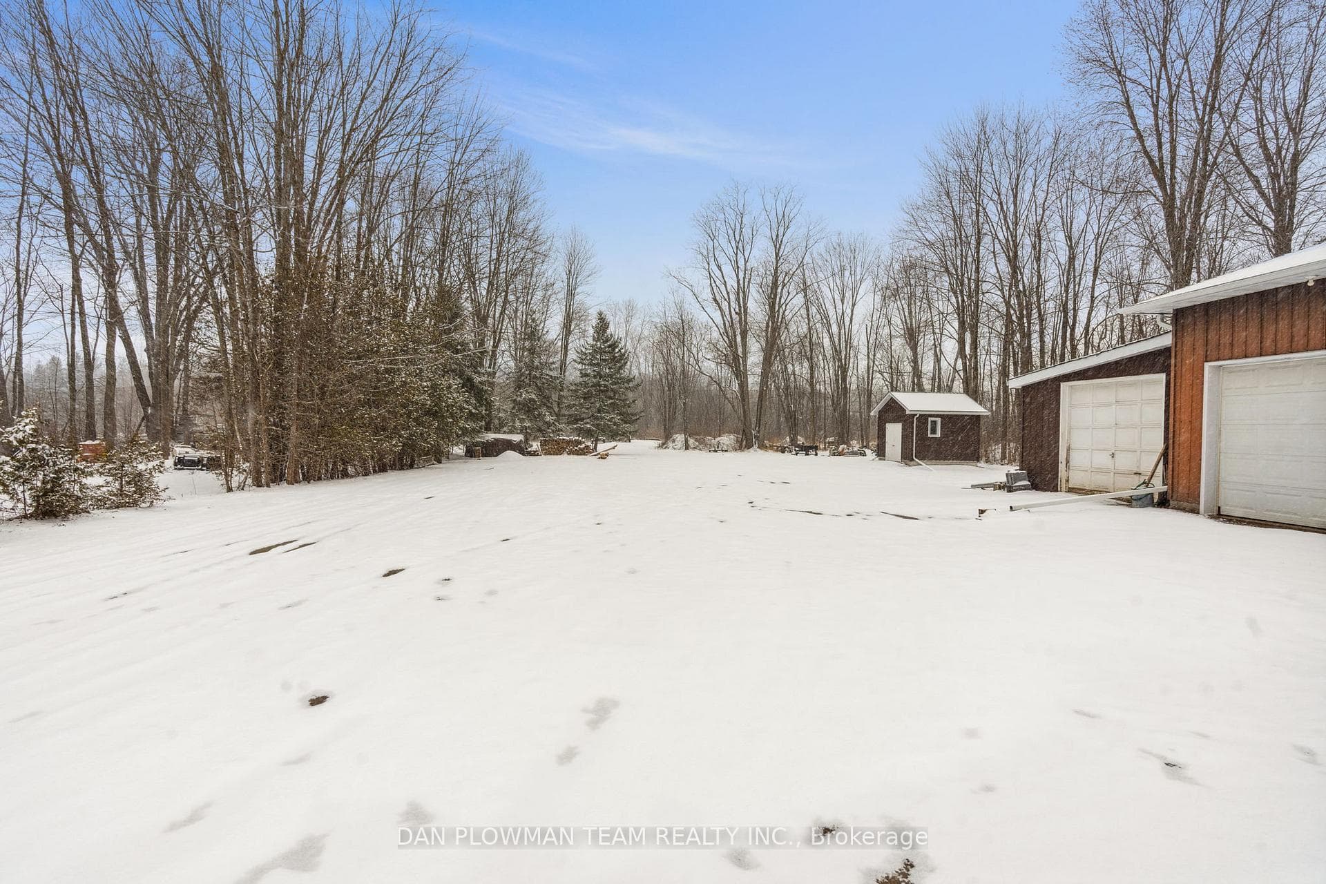 4880 Liberty Street photo 33