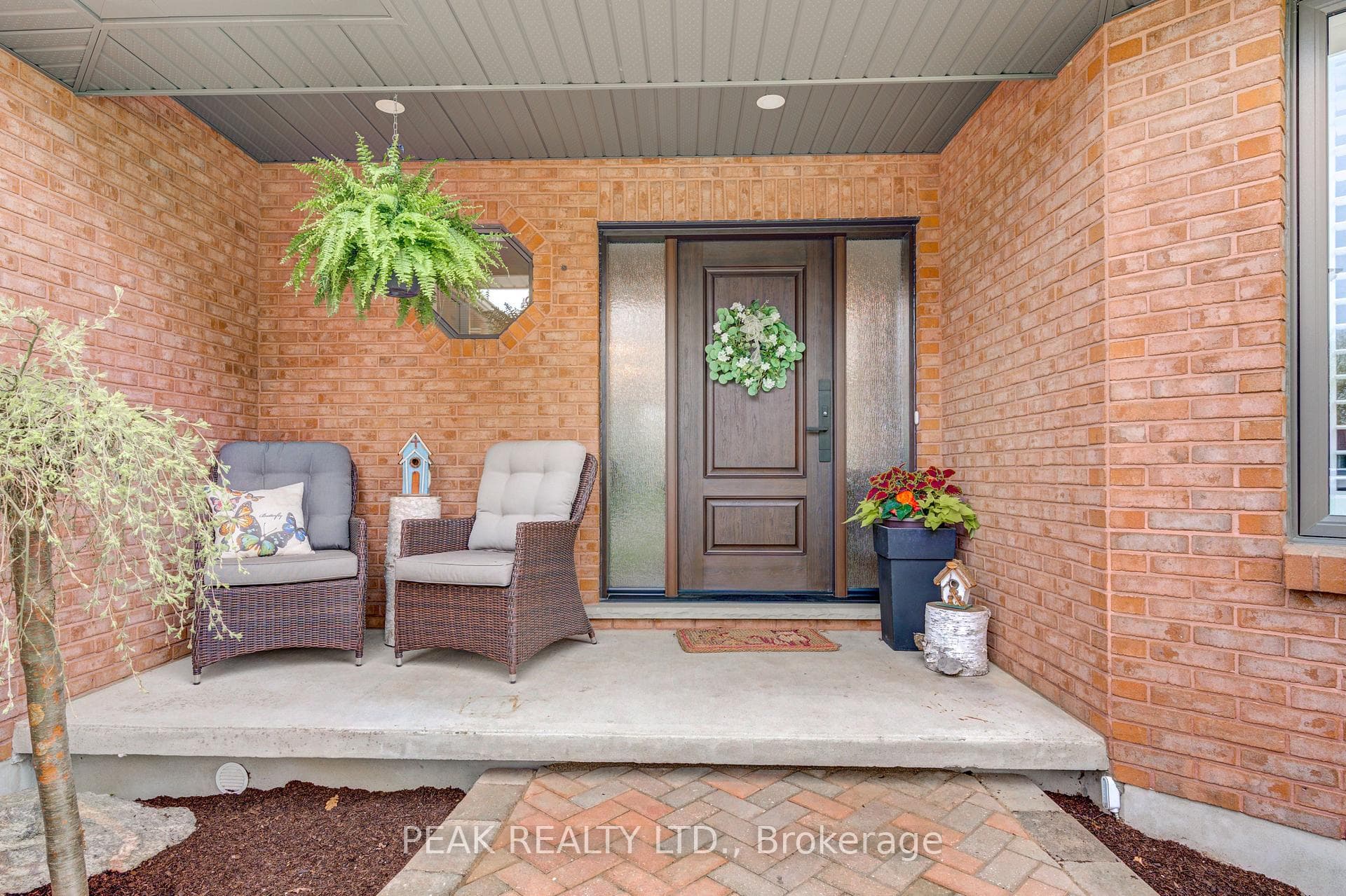 250 Westwood Avenue photo 4