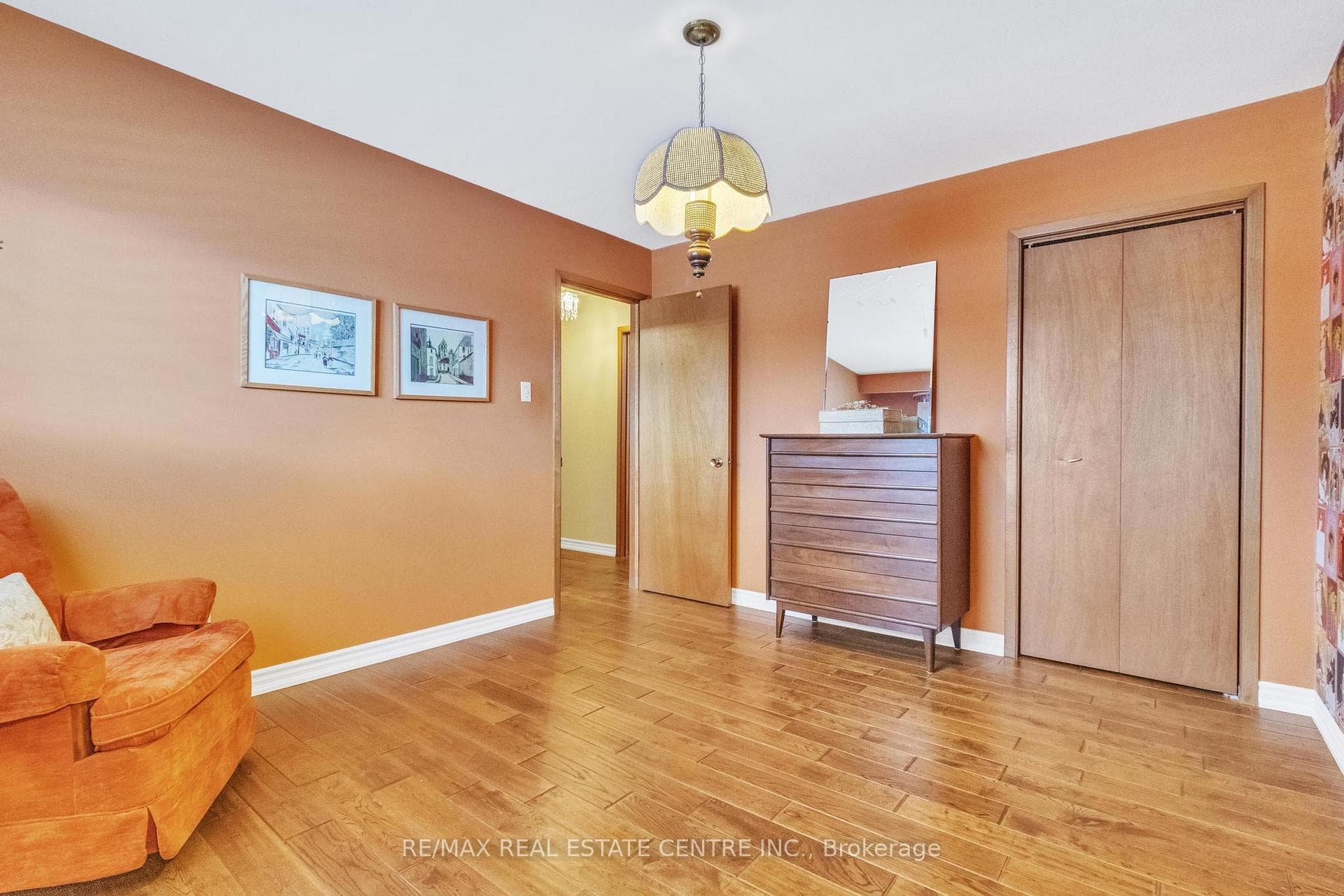 19 Meadowland Gate photo 26