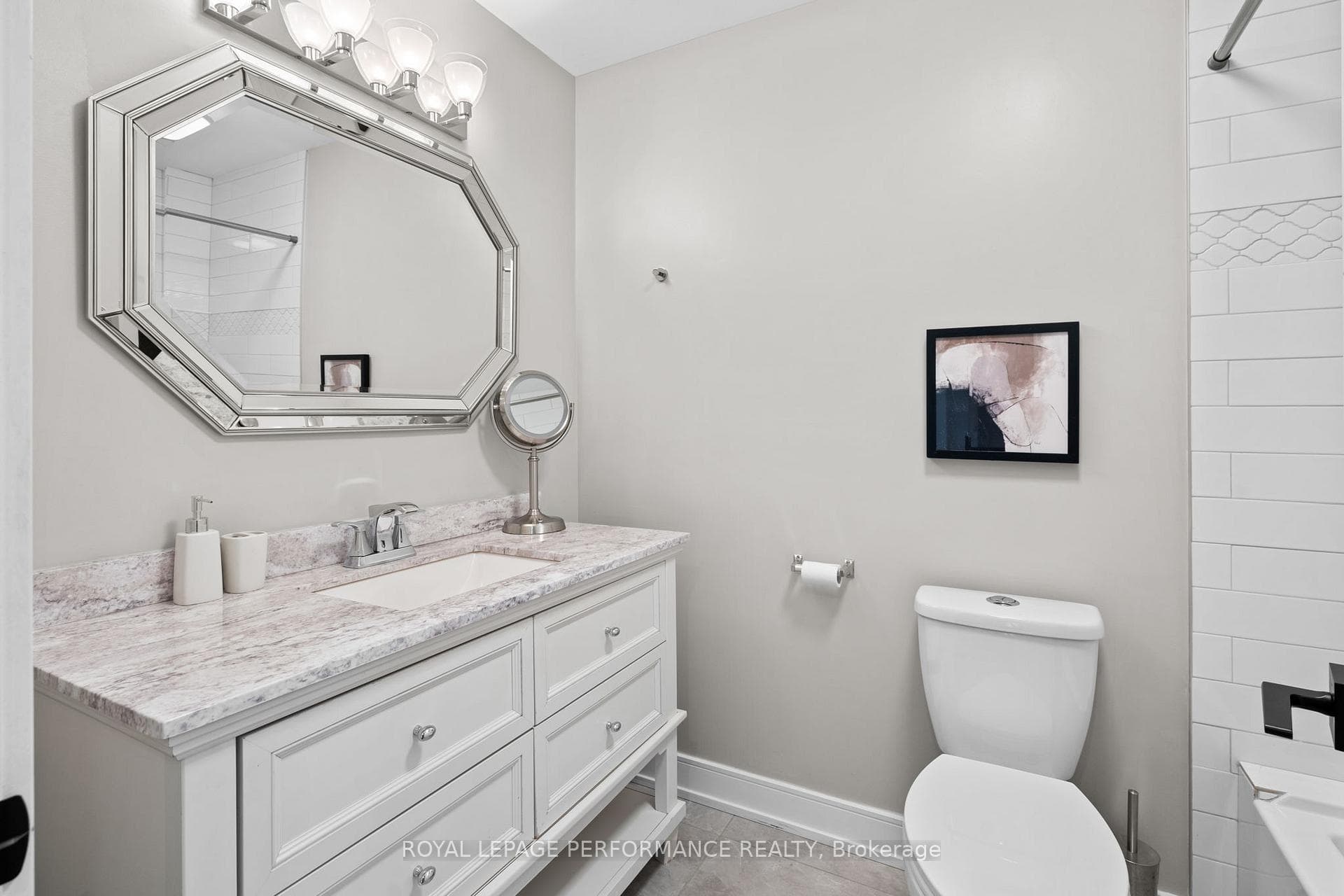 886 Dundee Avenue photo 36