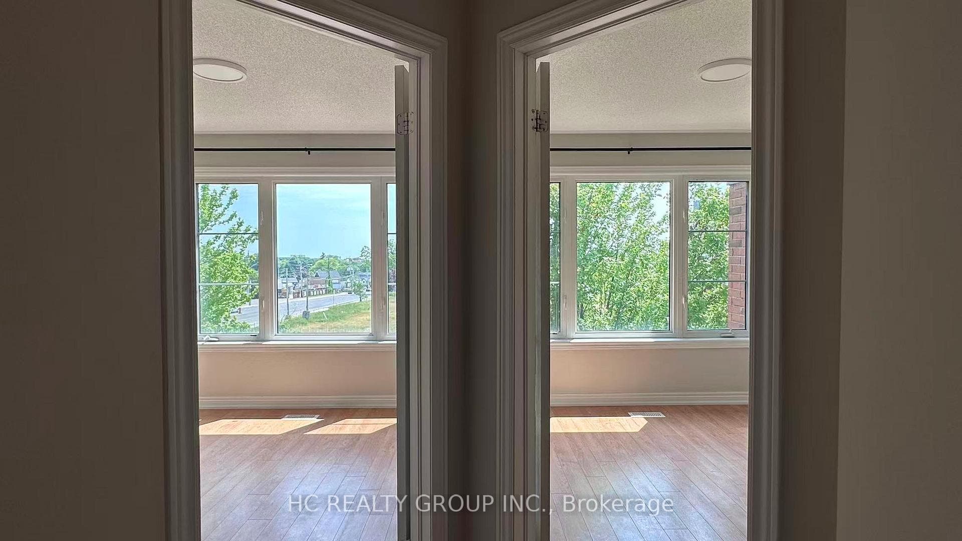 7 Lily Cup Avenue photo 20