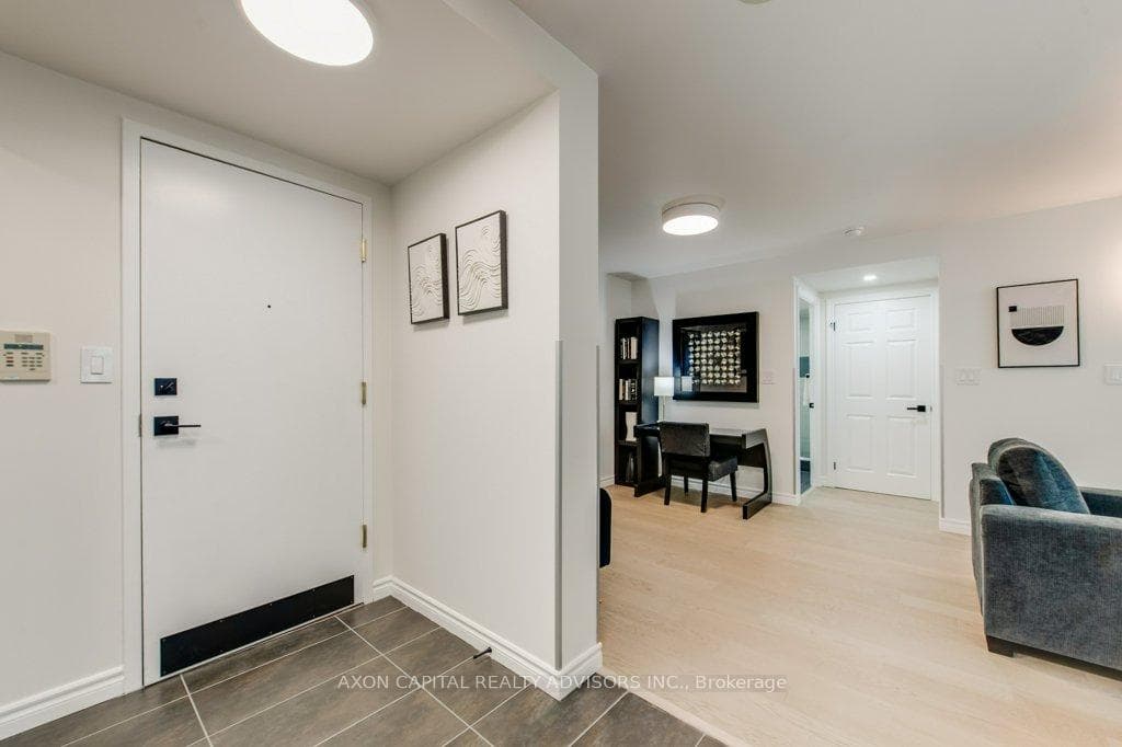 168 Simcoe Street Unit 1513 photo 42