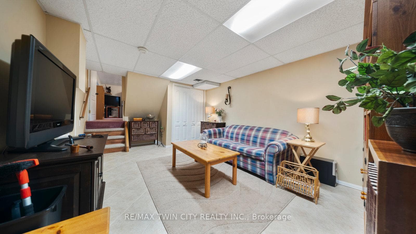 42 Palm Crescent photo 31
