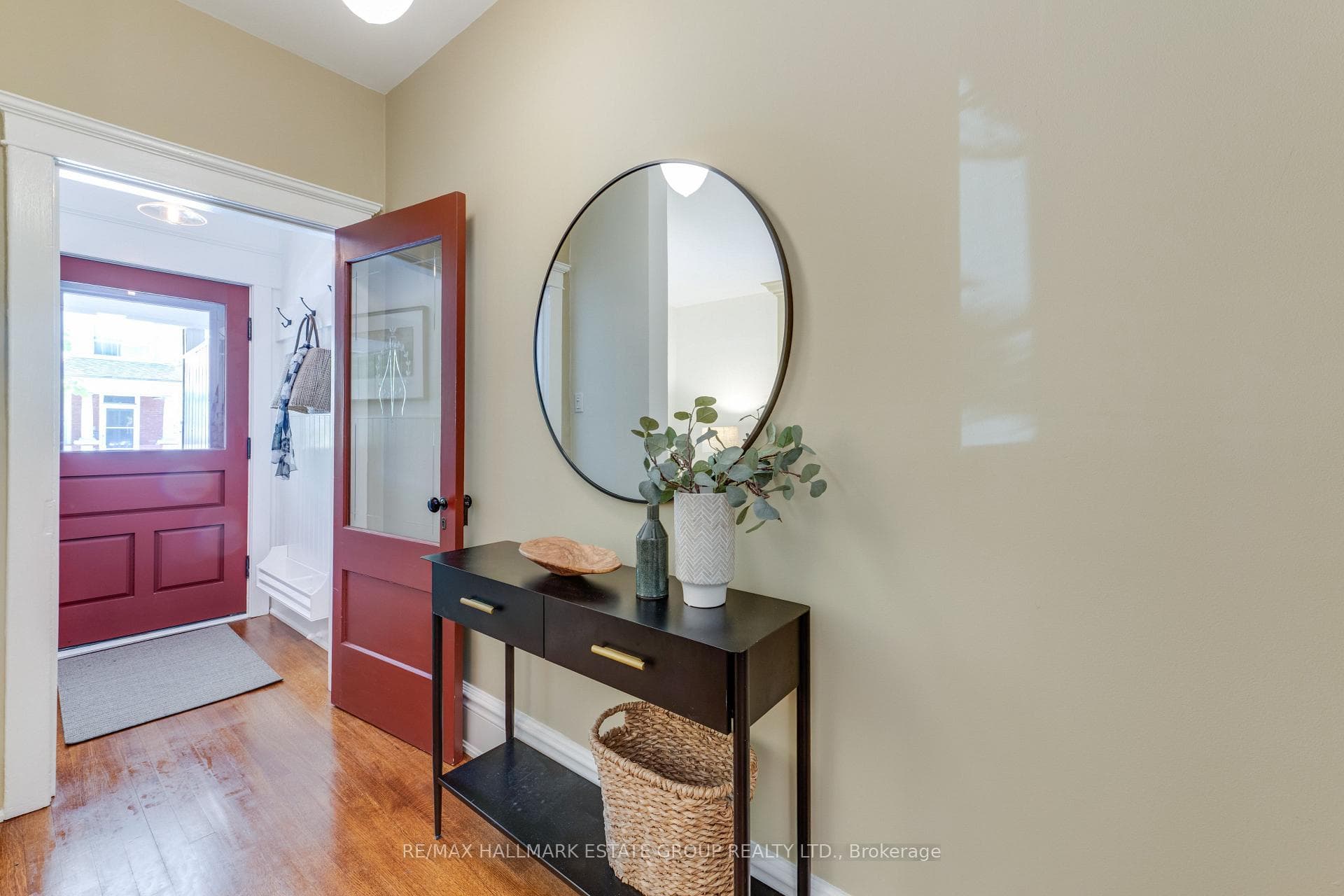 23 Brooklyn Avenue photo 4