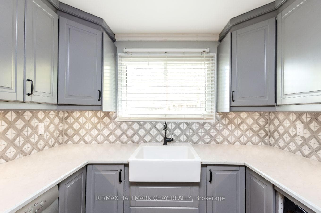 11 Quail Crescent photo 11