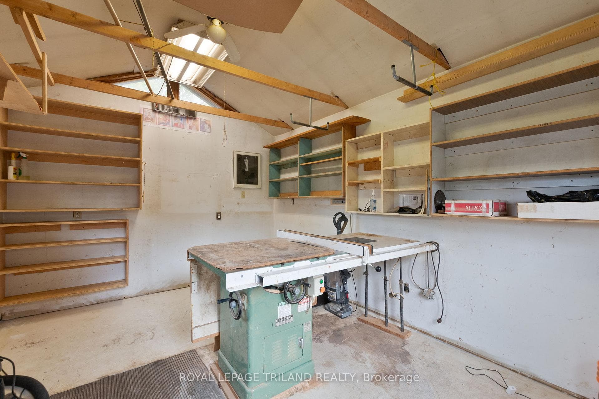 74 Byron Avenue photo 27