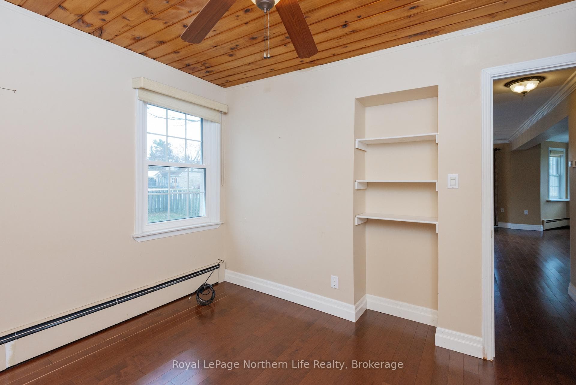40 Macdonald Avenue photo 31