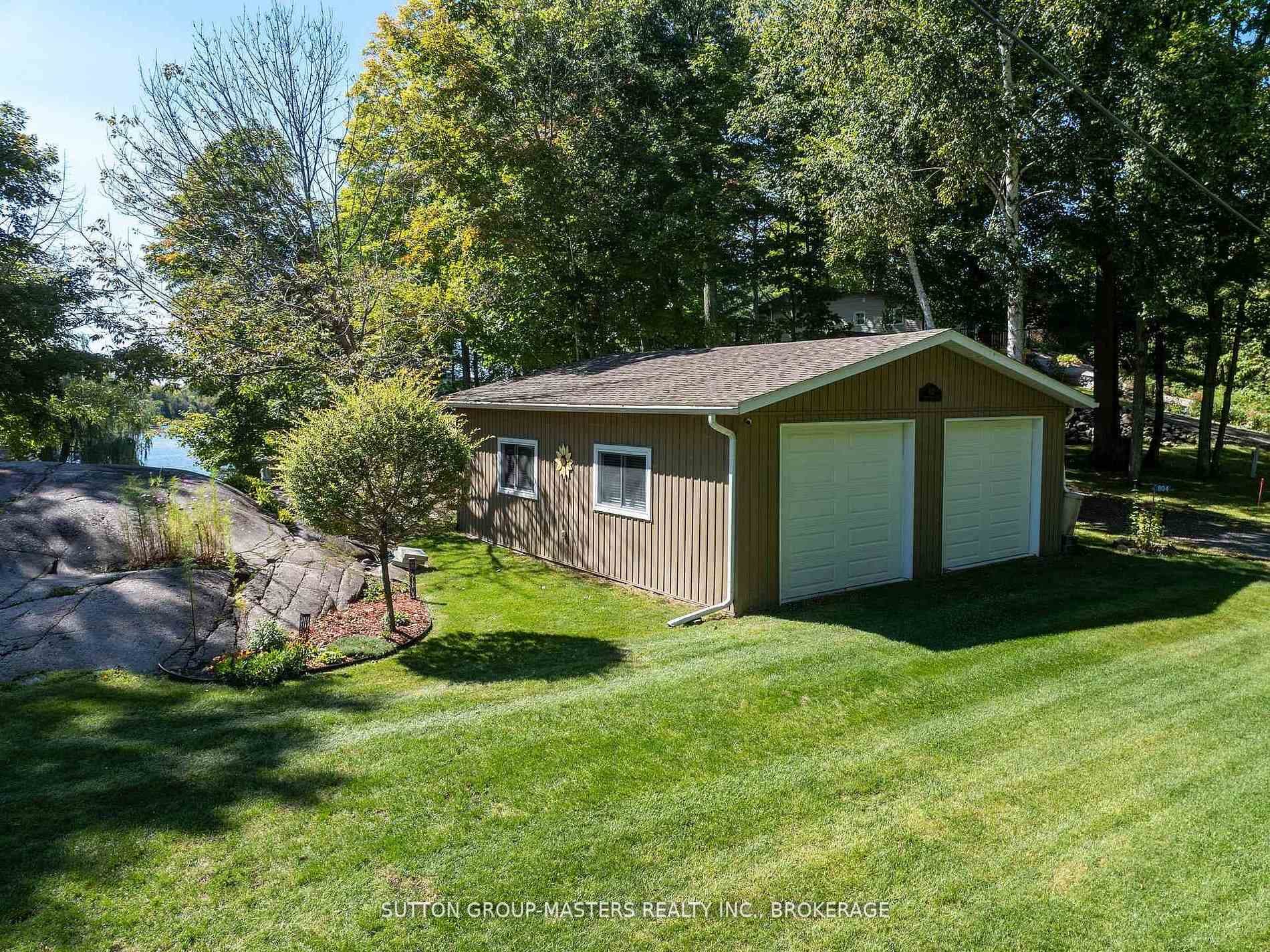 802 Maple Rock Lane photo 4