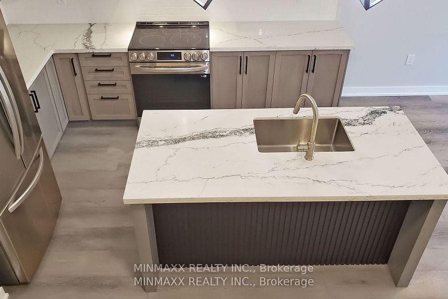 445 Ontario Street Unit 4 photo 20