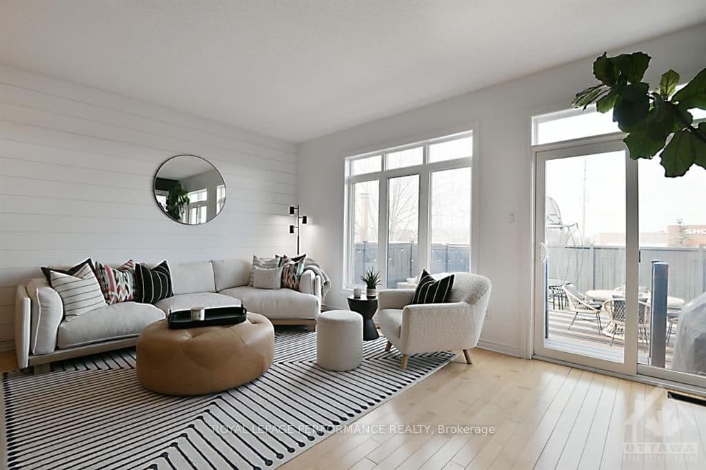150 MATTINGLY Way photo 12